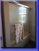 Frameless Tub Slider with 3/8" Rain Glass/Orefield,PA